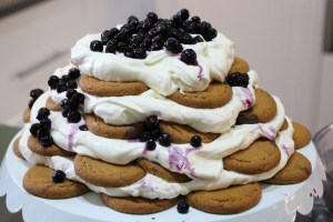 Blueberry & ginger cheesecake trifle